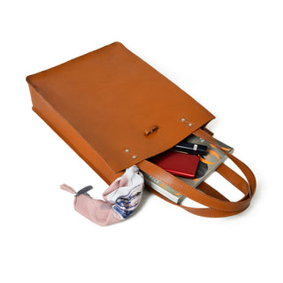 Chestnut Elegance Leather Tote - Glamourous Grace