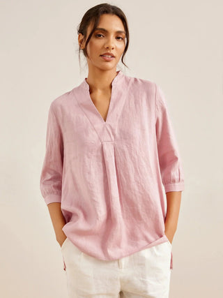 LINTICO Joanna 100% linen dress shirt, lightweight blouse with a relaxed fit and classic collar, shown in natural linen color.