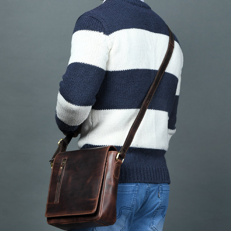 The Barton Crossbody - Glamourous Grace