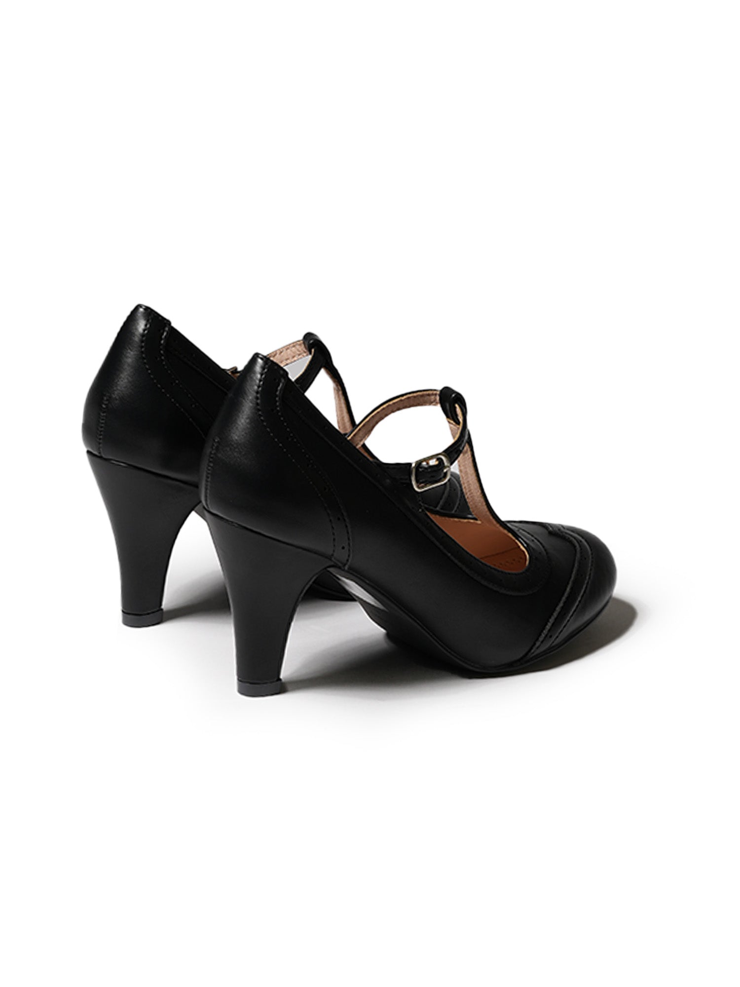 Tango | Black on Black - Glamourous Grace
