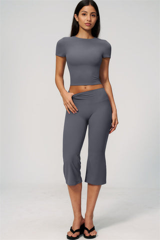 The Zura Capri Leggings