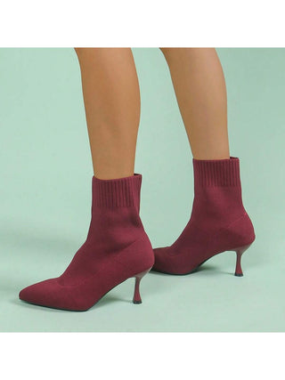 Coco | Burgundy Knit - Glamourous Grace