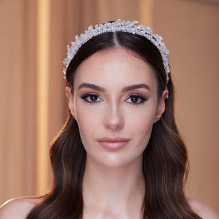 Elegant Crystal Beaded Hairband - Glamourous Grace