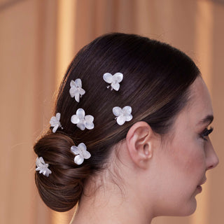 7-Piece Crystal Resin Flower Hair Pins - Glamourous Grace