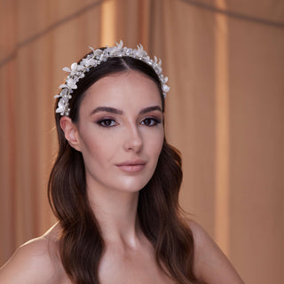 Elegant Crystal Resin Flower Hair Band - Glamourous Grace
