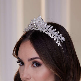 Crystal Stone Tiara - Glamourous Grace