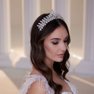 Crystal Stone Tiara - Glamourous Grace
