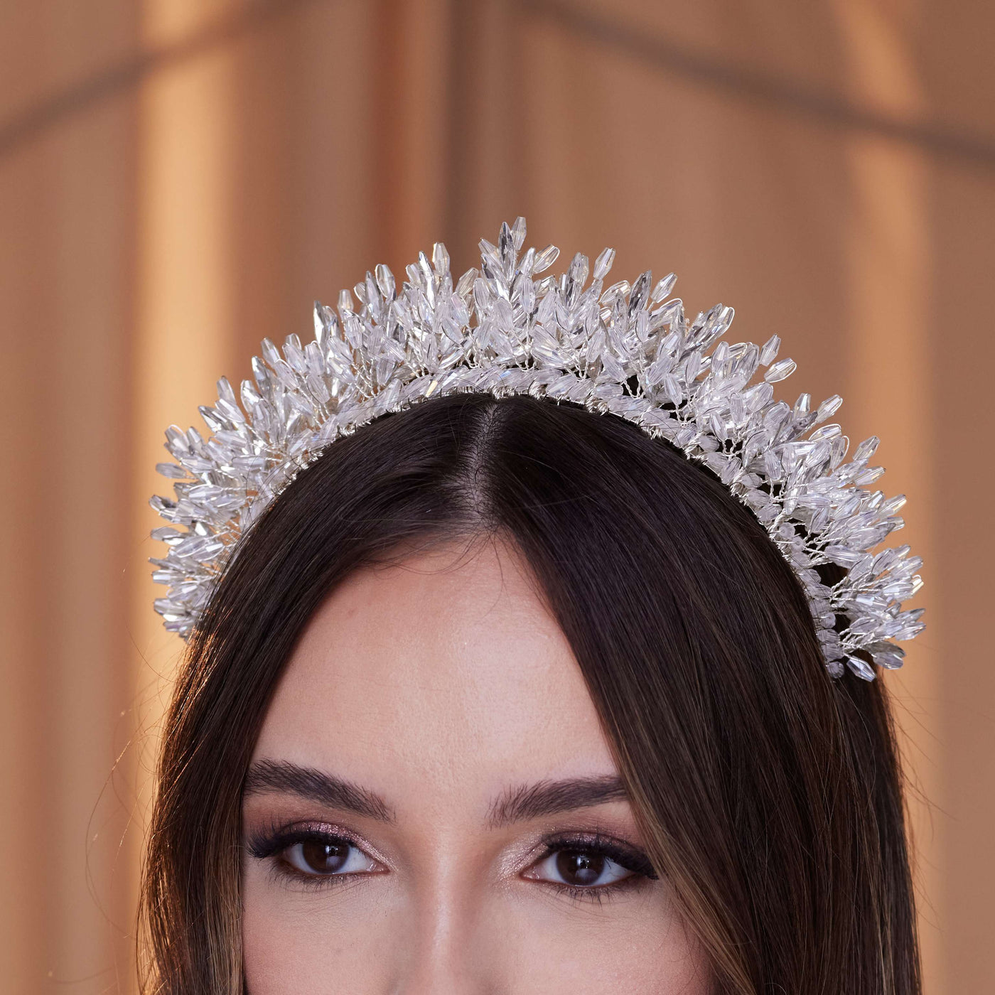 Elegant Bridal Crystal Tiara - Glamourous Grace