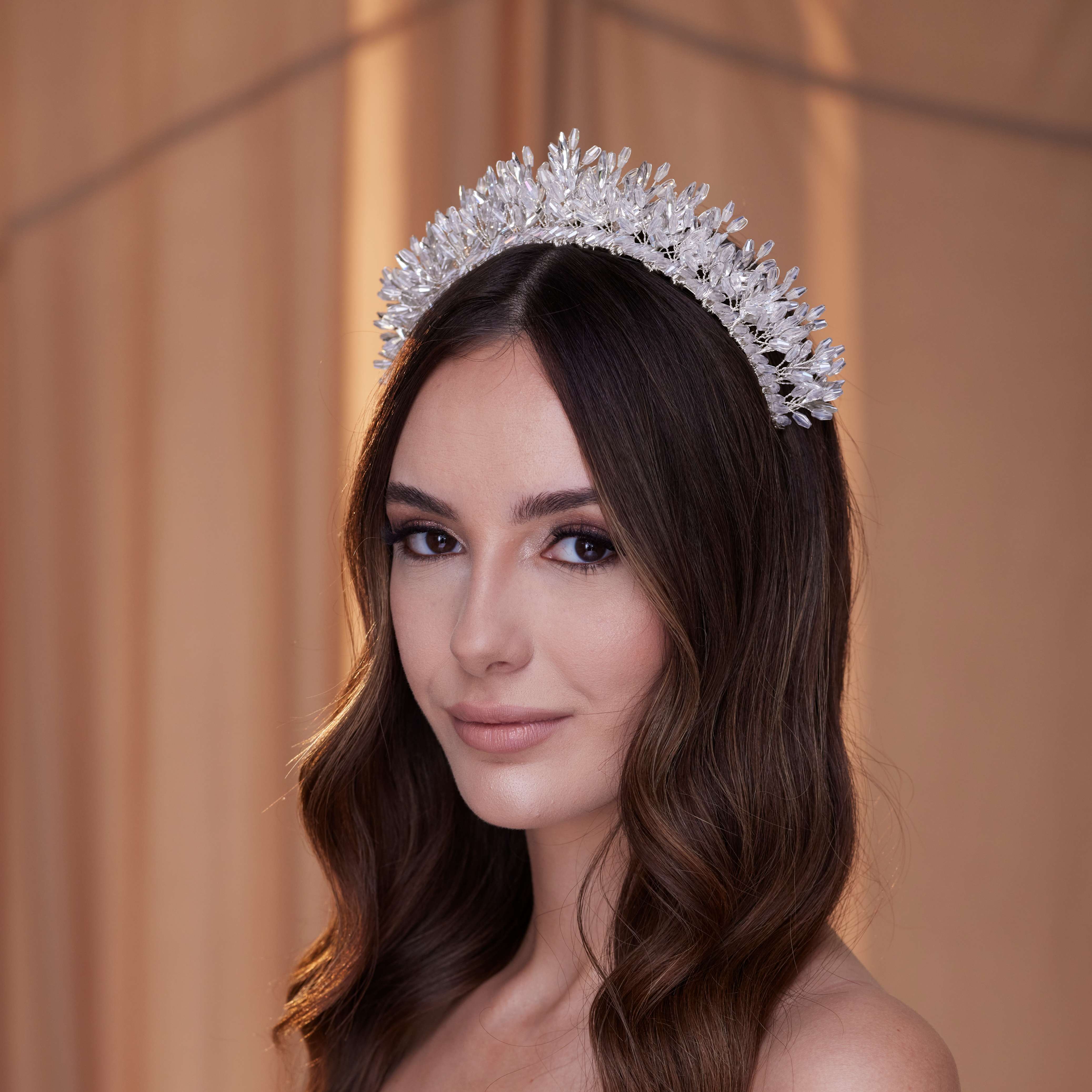 Elegant Bridal Crystal Tiara - Glamourous Grace