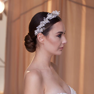 Elegant Bridal Hairband with Pearl - Glamourous Grace