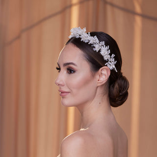 Elegant Bridal Hairband with Pearl - Glamourous Grace