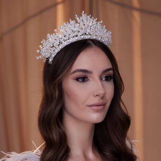 Elegant  Pearl Bridal Tiara - Glamourous Grace