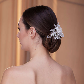 Elegant Hair Vine with Resin Flowers - Glamourous Grace