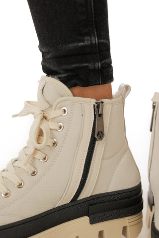 Aspen Genuine Shearling Lined Winter Boots