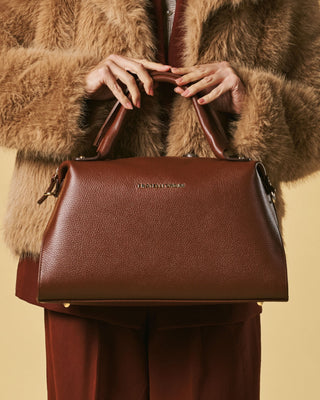 Cecilia (brown) - Italian calf leather women's handbag (with shoulder strap) - Glamourous Grace