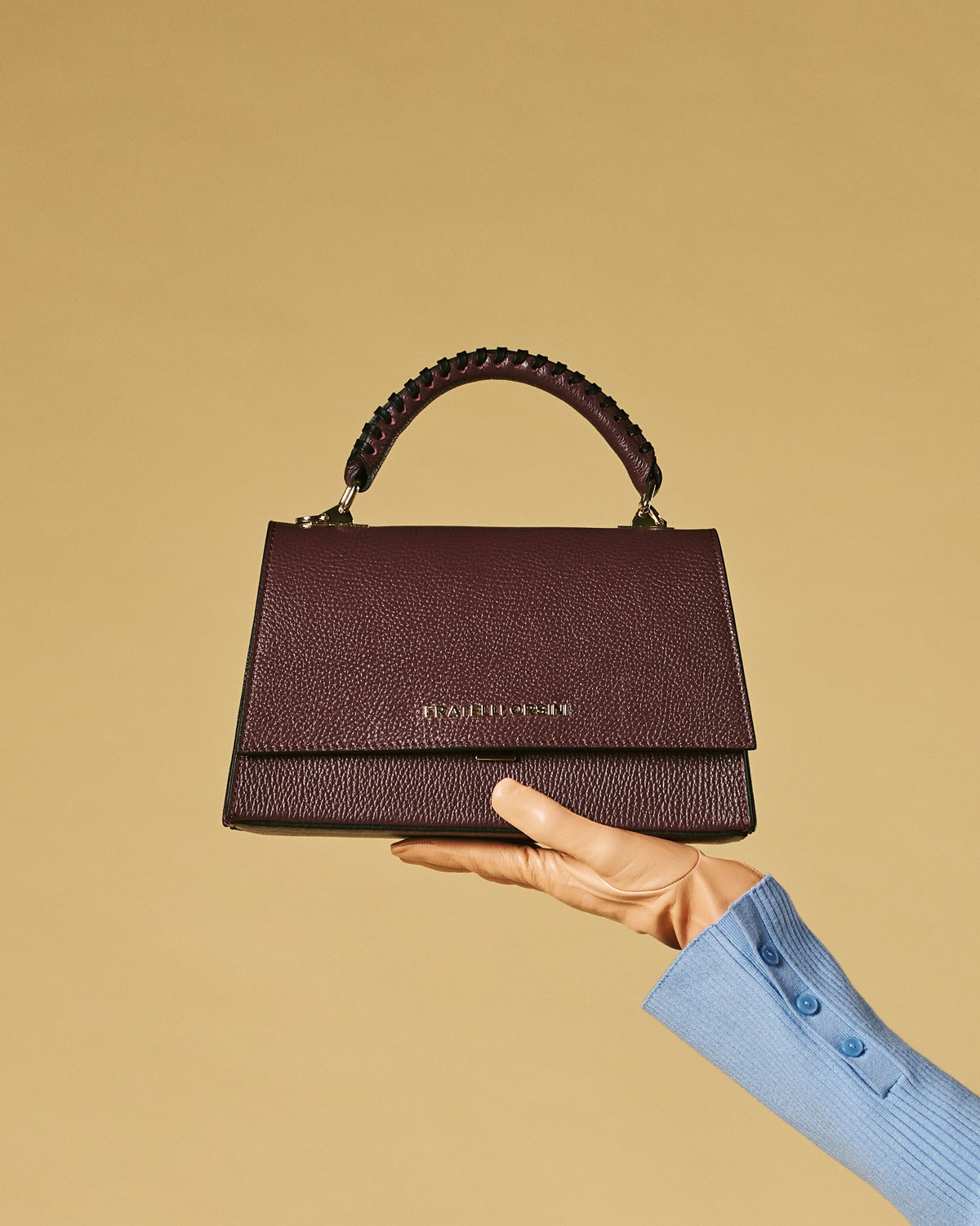 Federica (eggplant) - Italian calf leather women's crossbody bag (with shoulder strap) - Glamourous Grace