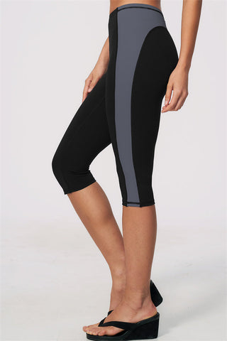 The Sandstone T-shirt Capri Leggings 2-Piece Set