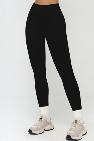 The Stride T-shirt Leggings 2-Piece Set