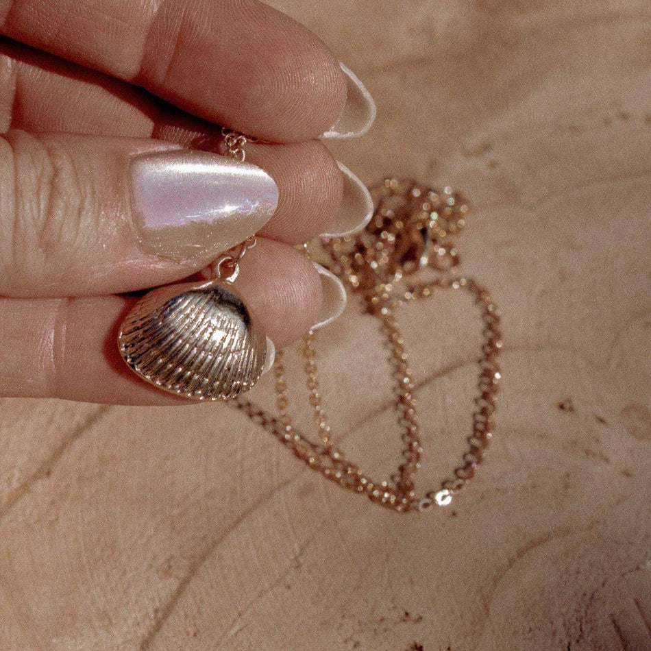 Jennie Shell Necklace