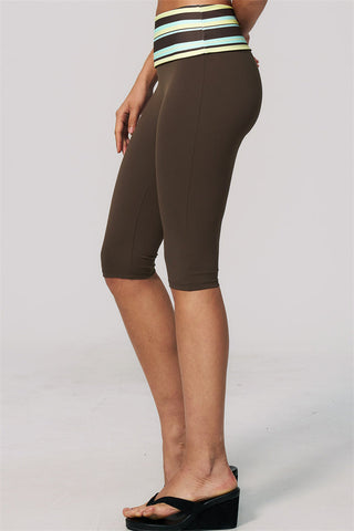 The Enliven Sports Bra Capri Leggings 2-Piece Set
