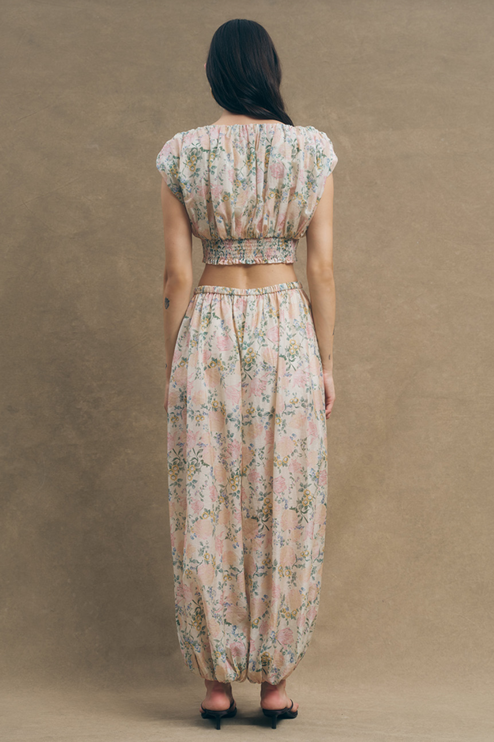 Talia Vintage Floral Print Pants - Glamourous Grace