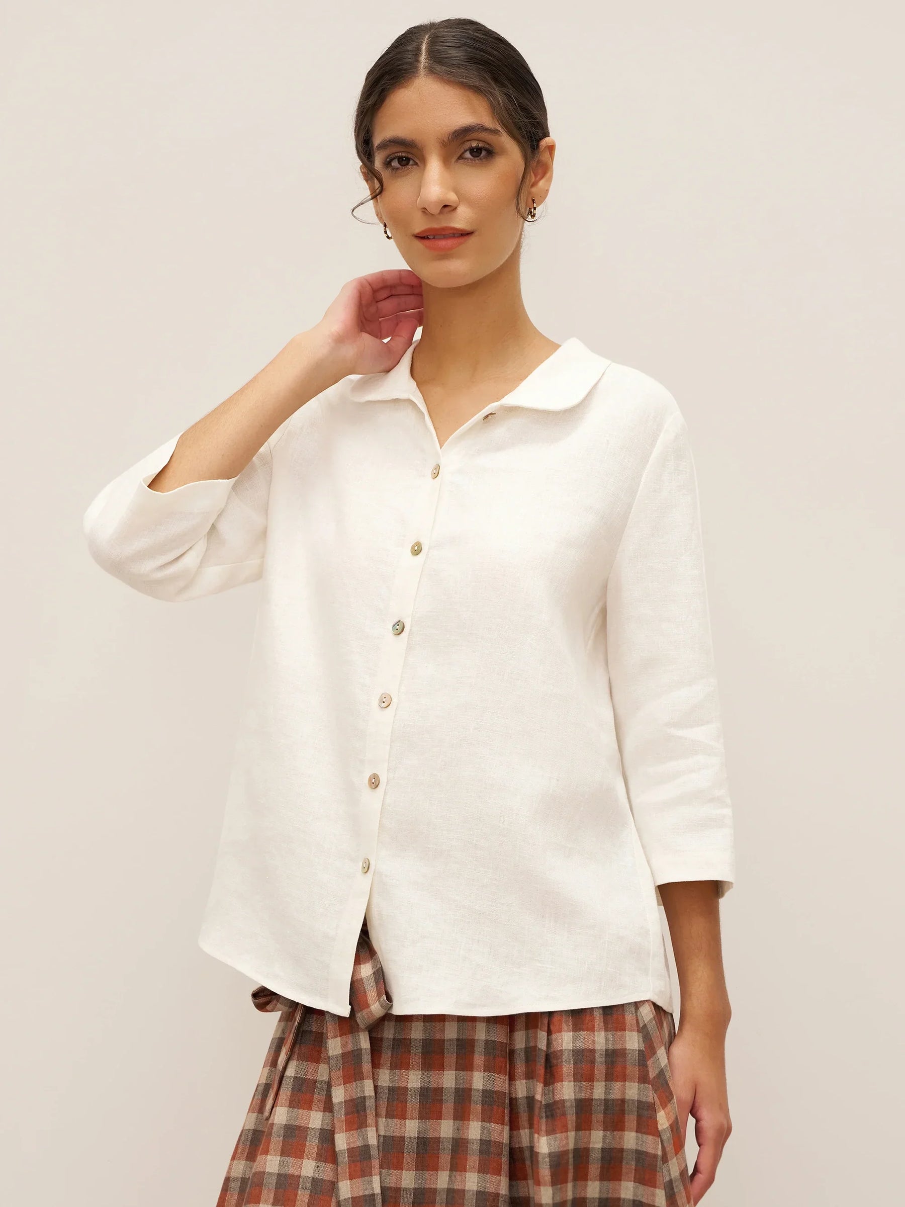 100% Linen Peter Pan Collar 3/4 Sleeve Shirt ASTRID - Glamourous Grace