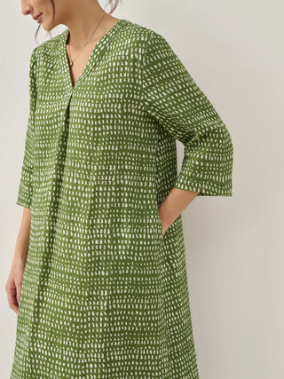 100% Linen V-Neck Dot Midi Dress LIRA - Glamourous Grace