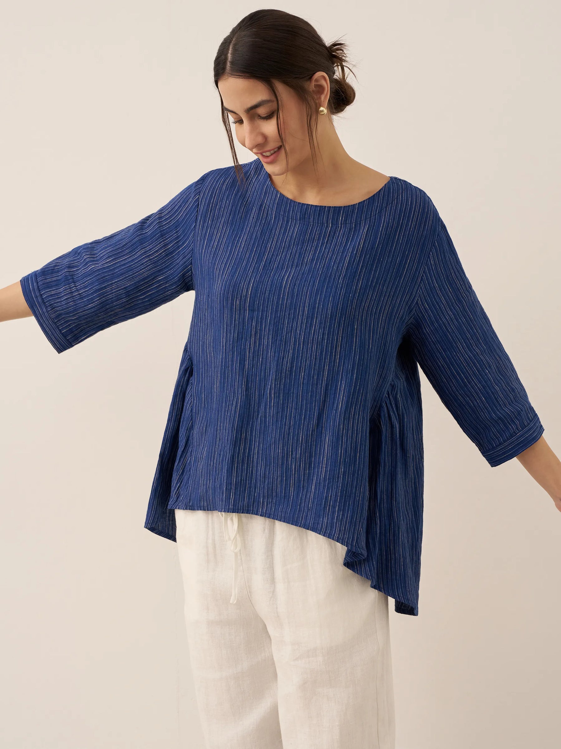 100% Linen Round Neck Artistic Stripe Top FLORENCE - Glamourous Grace