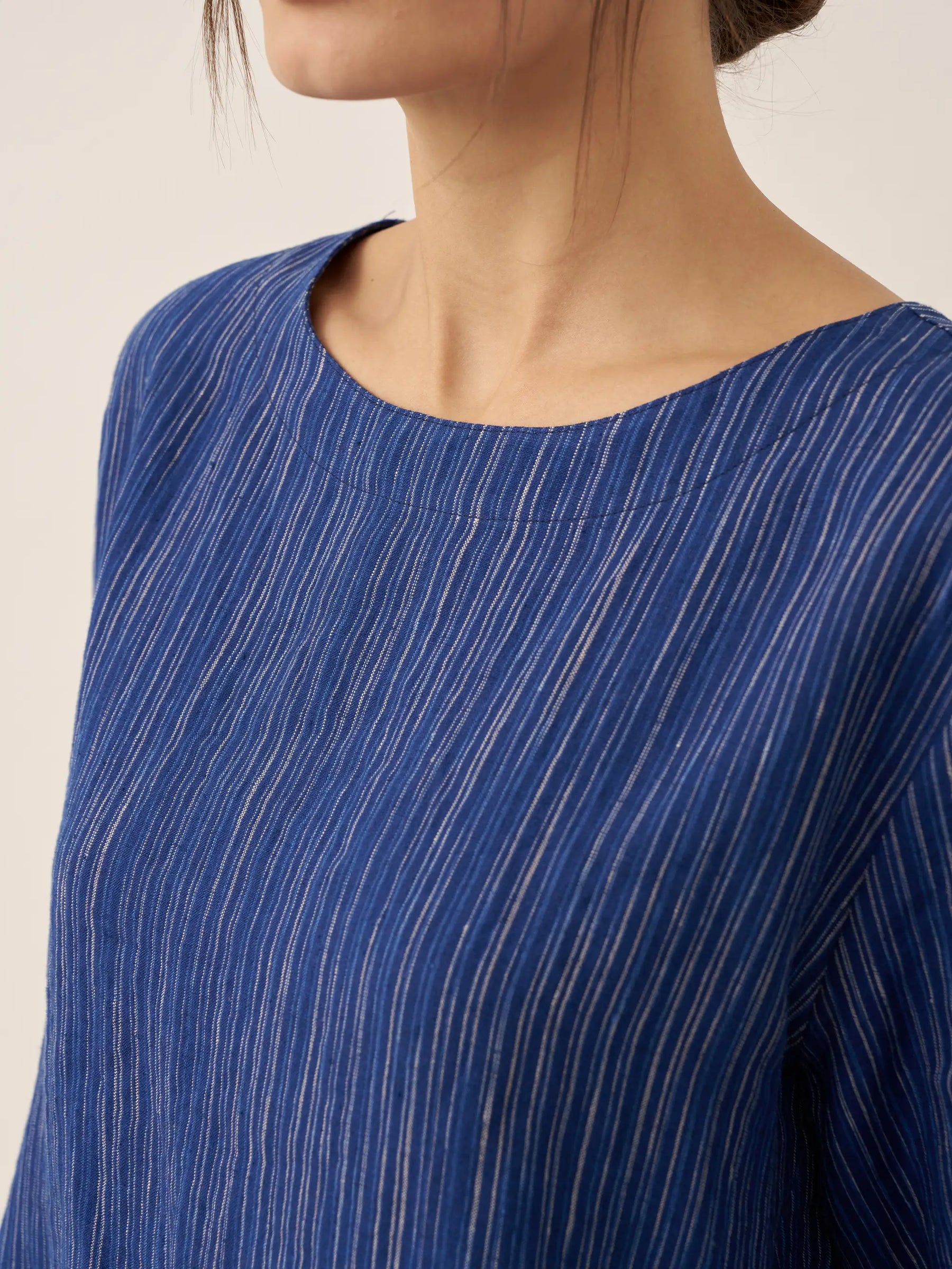 100% Linen Round Neck Artistic Stripe Top FLORENCE - Glamourous Grace