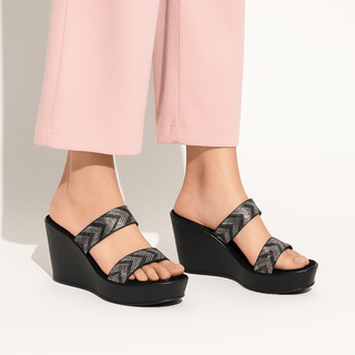 Zelda - Black Wedges