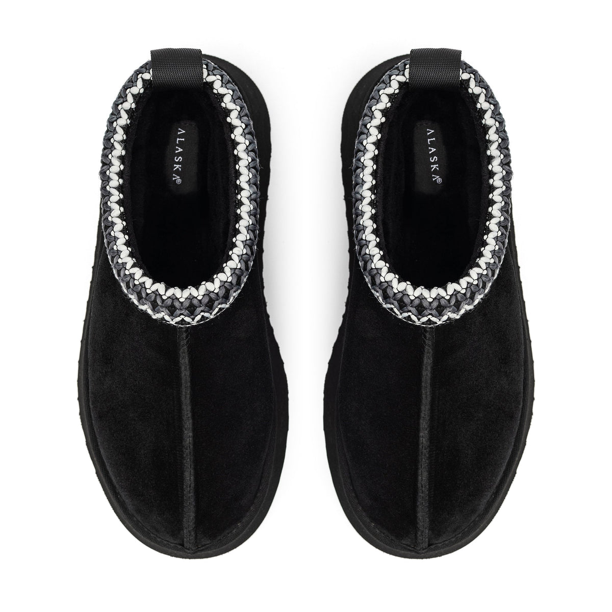 Alaska Shearling Slippers in Black