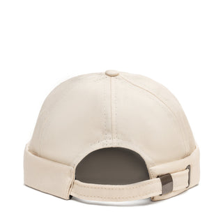 Docker Cap in Natural