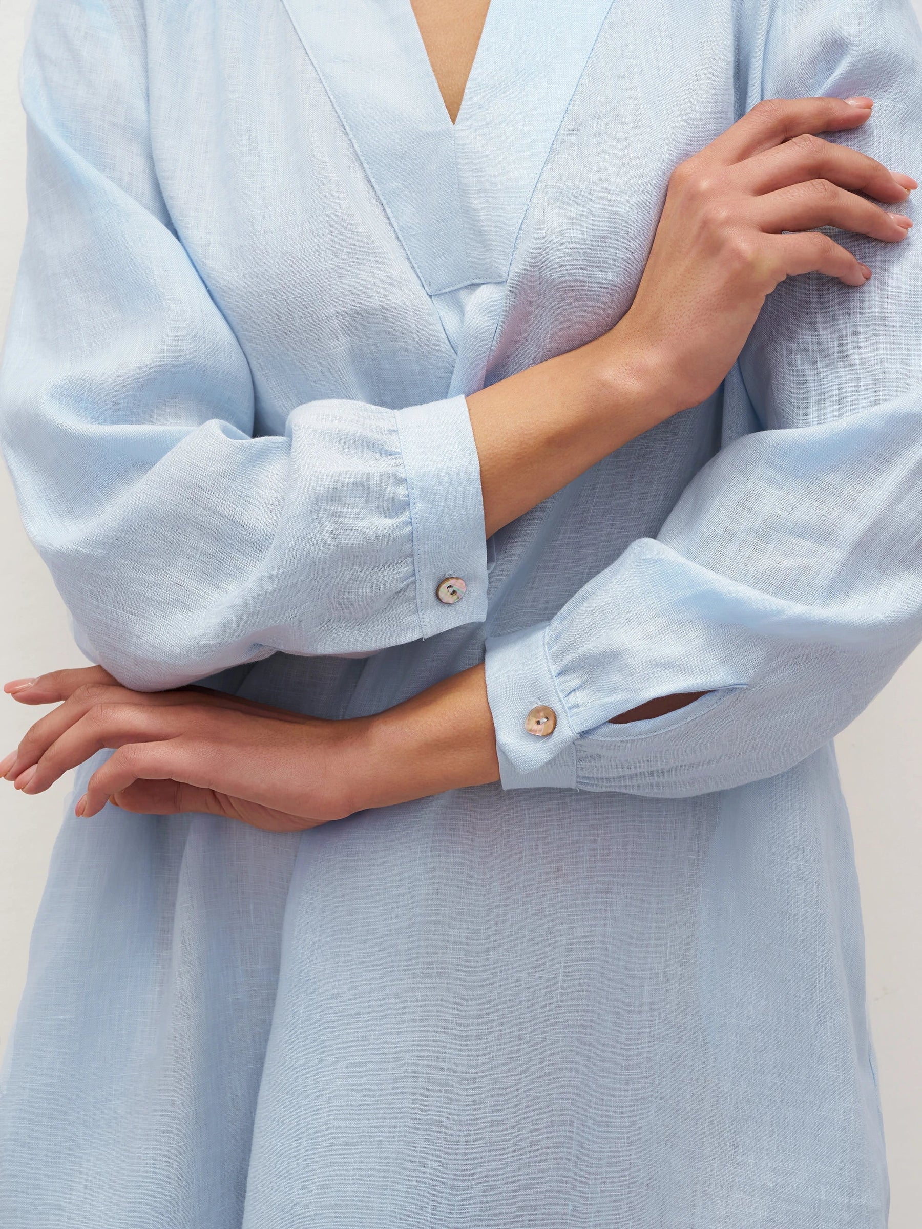 100% Linen V-Neck Pullover Shirt Dress JADEN - Glamourous Grace