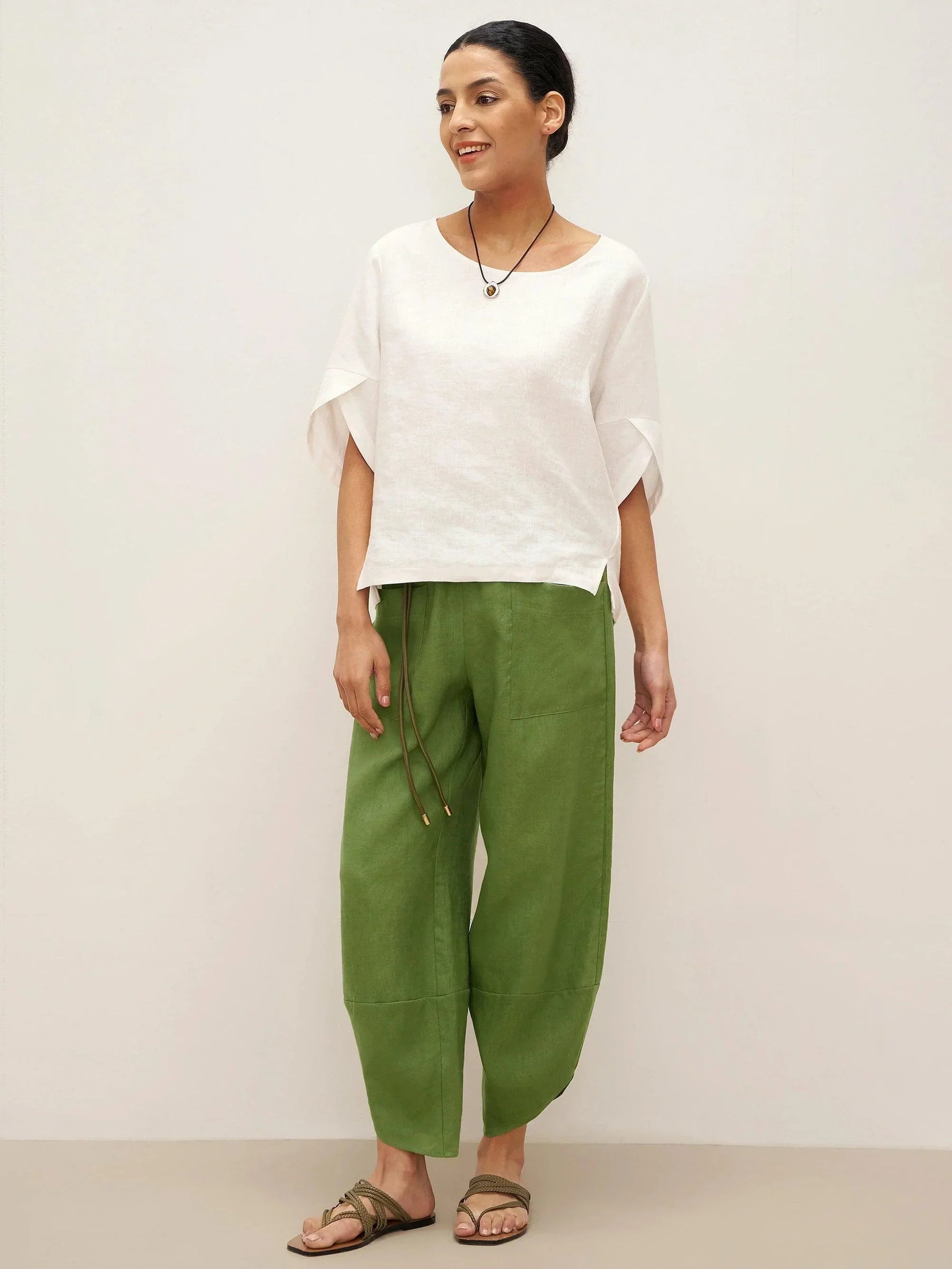 100% Linen Round Neck Petal-Sleeve Pullover LAUREL - Glamourous Grace