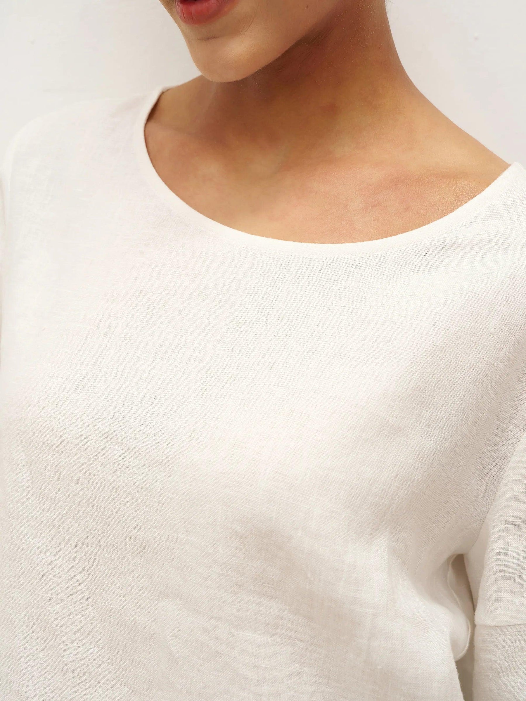 100% Linen Round Neck Petal-Sleeve Pullover LAUREL - Glamourous Grace