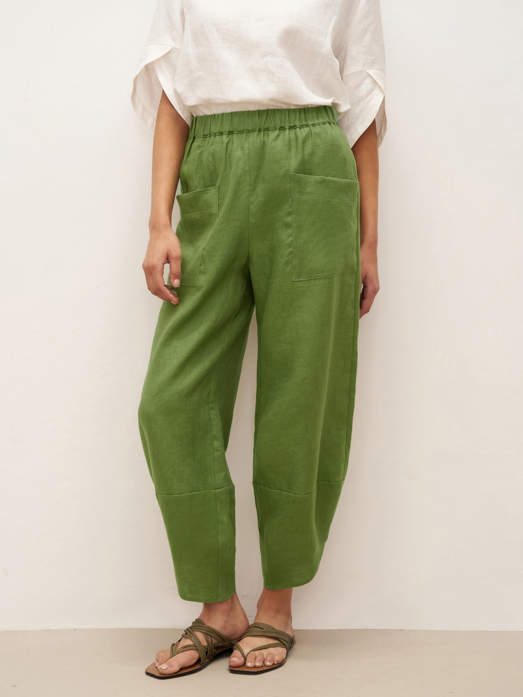 100% Linen Petal-Hem Trousers with Elastic Waist LIV - Glamourous Grace