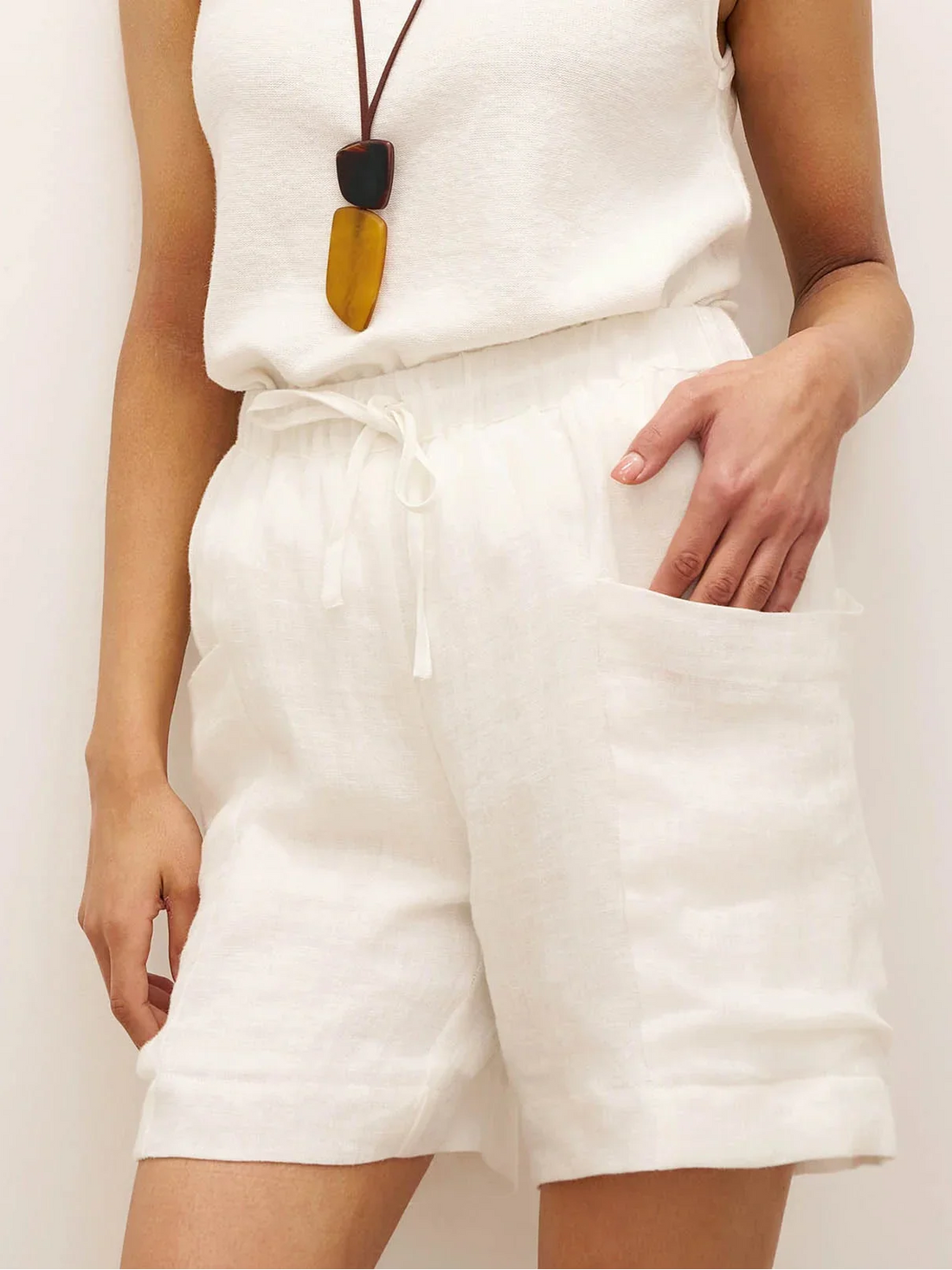 100% Linen Elastic Waist Drawstring Shorts with Pockets DELILAH - Glamourous Grace