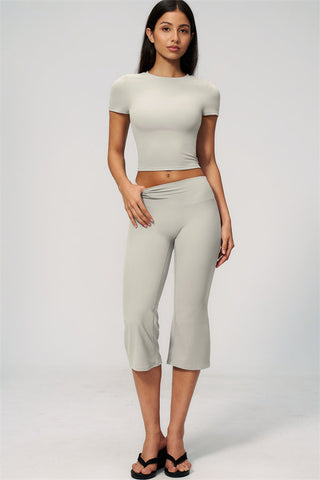 The Zura T-shirt Capri Leggings 2-Piece Set