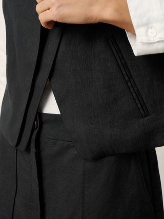 Linen-Lyocell Panel Layered Vest ODELIA - Glamourous Grace