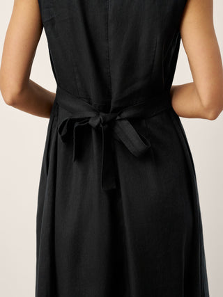 Linen-Lyocell V-Neck Sleeveless Maxi Dress WILLOW - Glamourous Grace