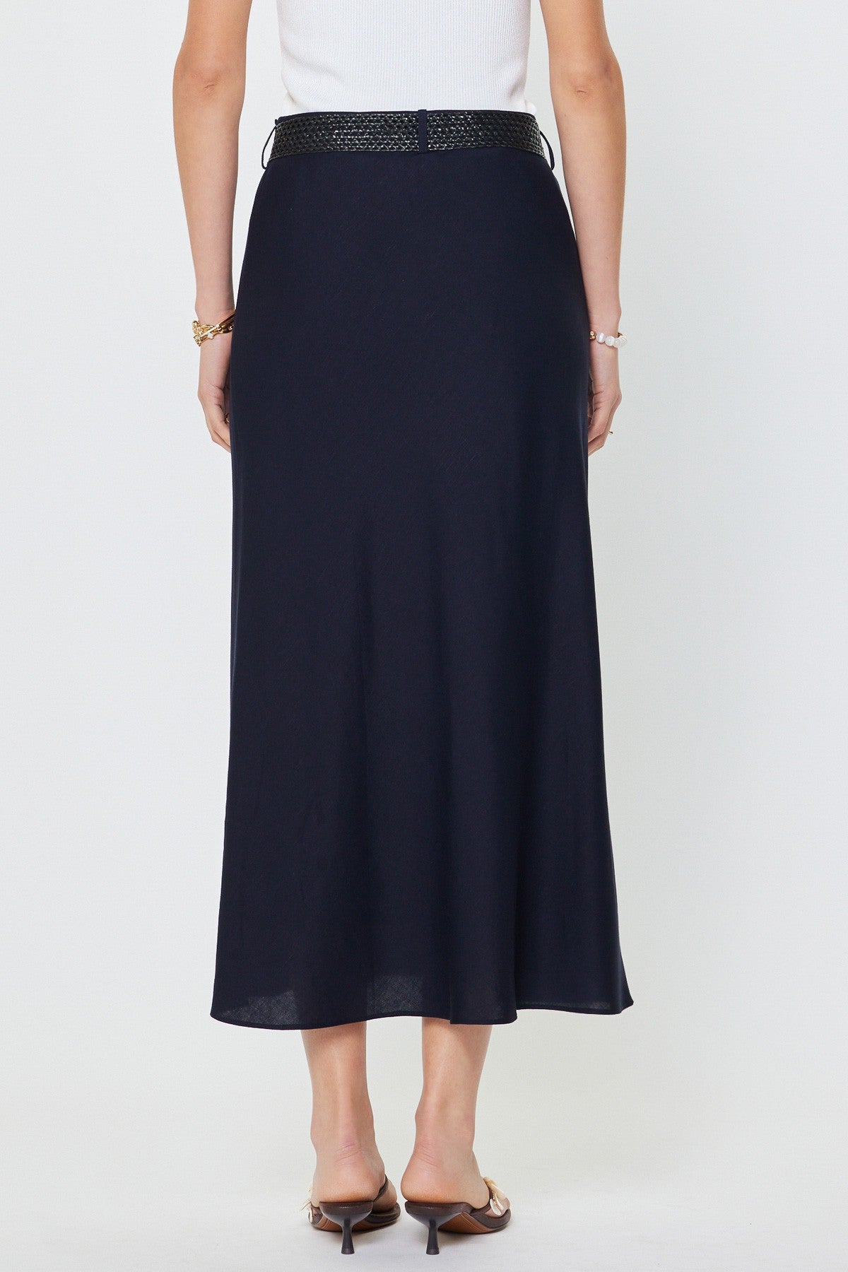 Crystal Linen Blend Maxi Skirt W/raffia Belt - Glamourous Grace