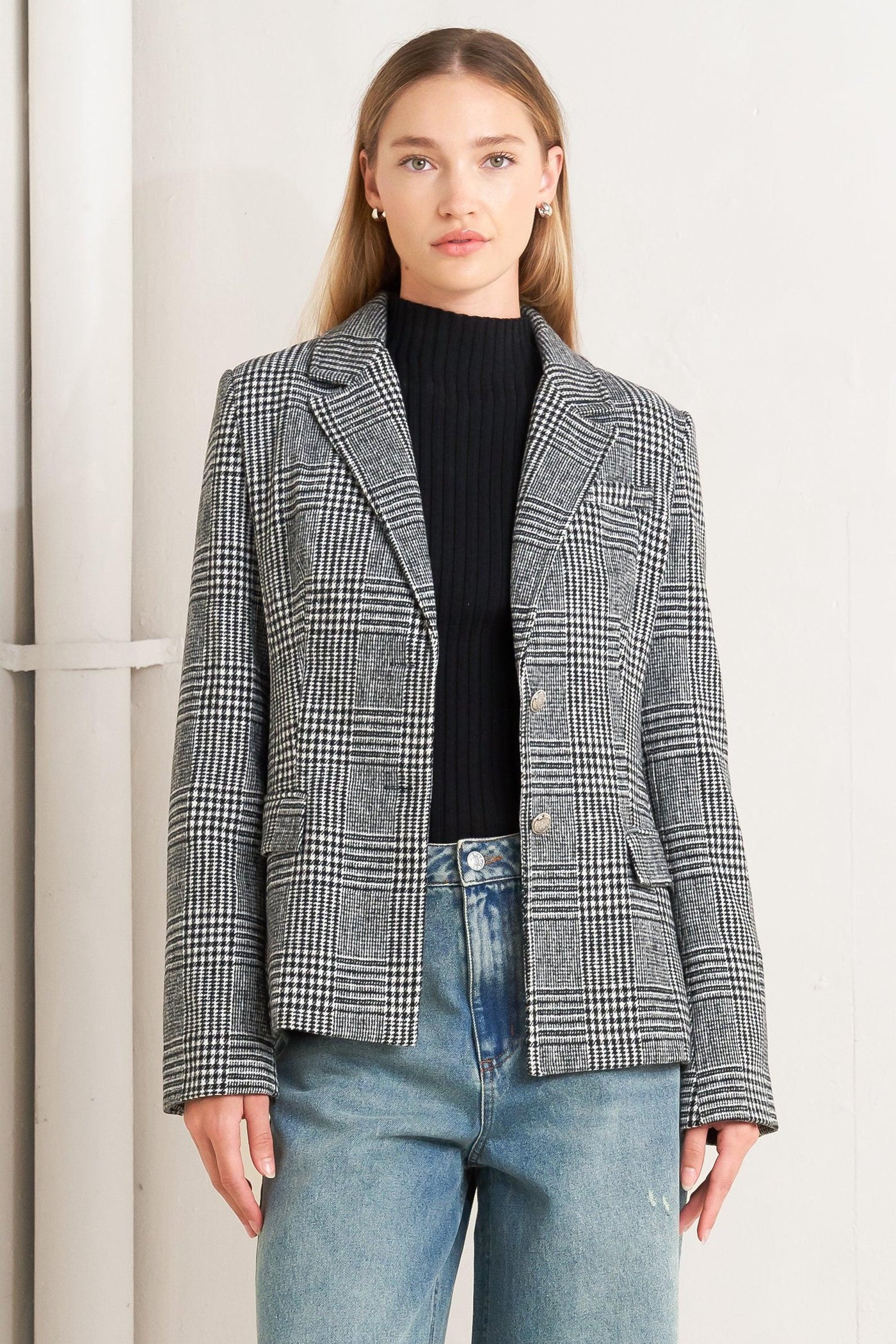 CITY CHECKLINE WOOLEN WOVEN JACKET - Glamourous Grace