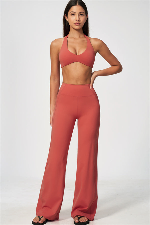 The RiseFit Sports Bra Straight Leg Pants 2-Piece Set