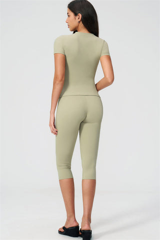 The Twirl T-shirt Capri Leggings 2-Piece Set