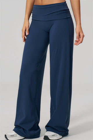 The Daring Sports Bra Straight Leg Pants 2-Piece Set