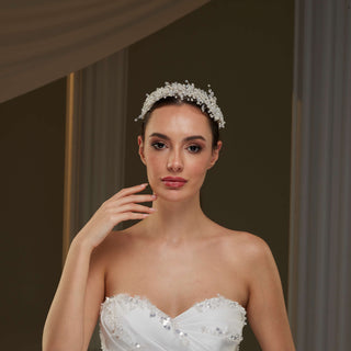 Elegant Bridal Hair Vine with Pearls - Glamourous Grace
