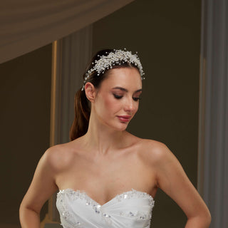 Elegant Bridal Hair Vine with Pearls - Glamourous Grace