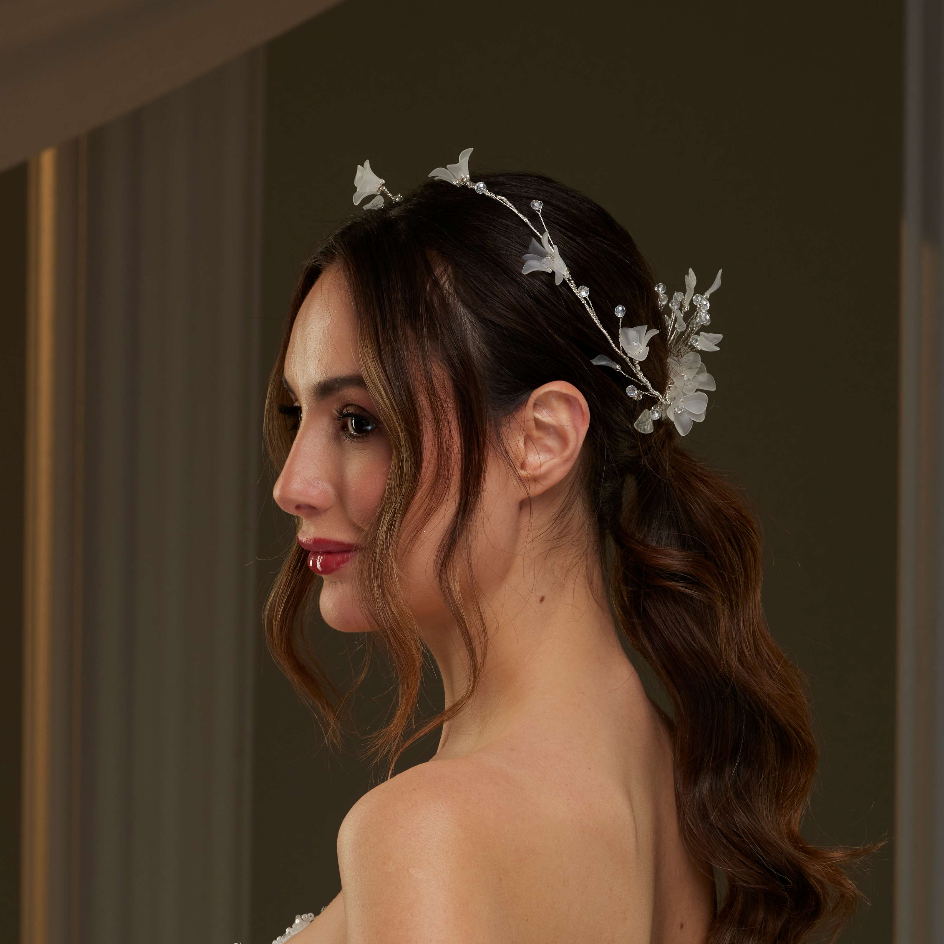 Elegant Crystal Beaded Floral  Hair Comb - Glamourous Grace