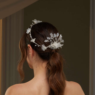 Elegant Crystal Beaded Floral  Hair Comb - Glamourous Grace