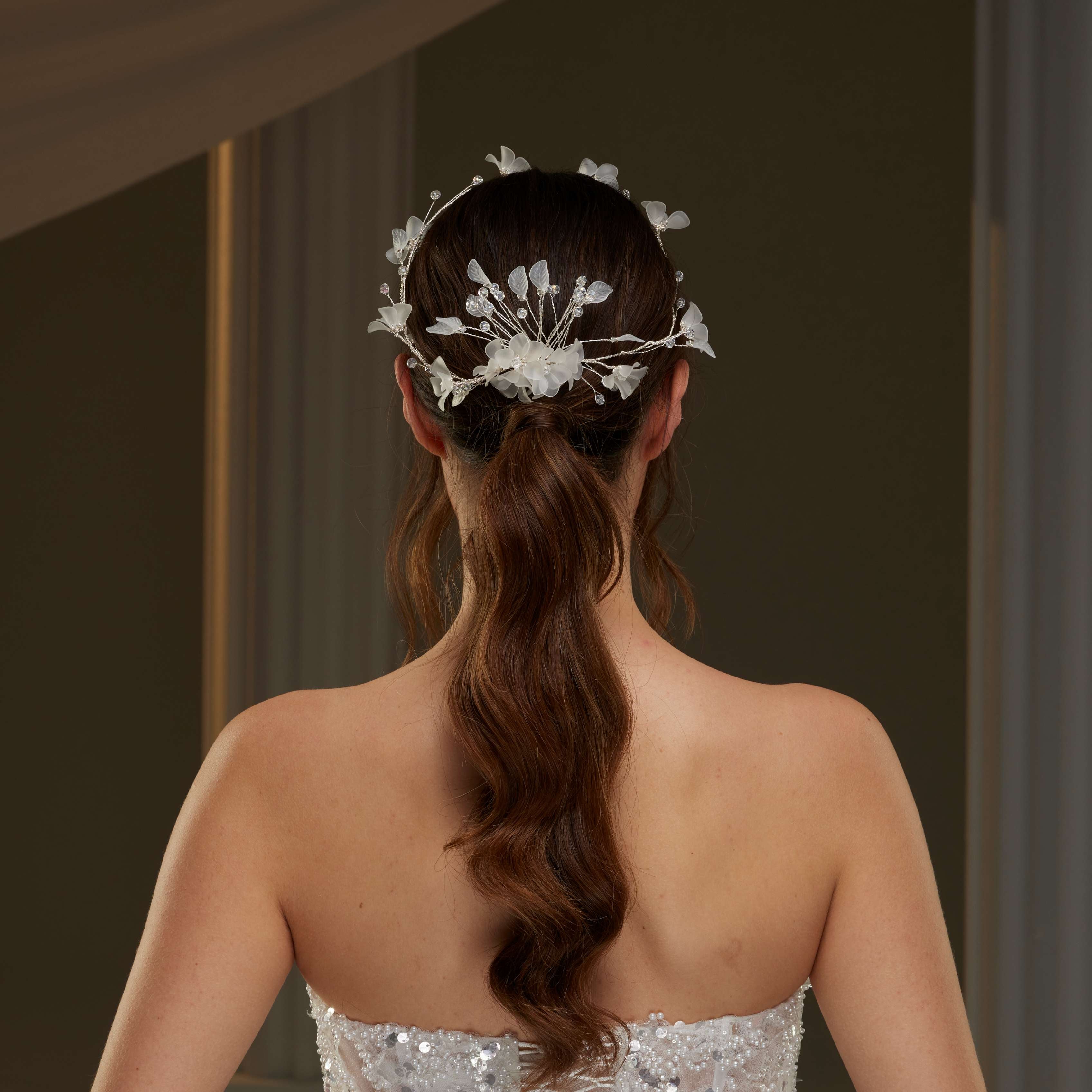 Elegant Crystal Beaded Floral  Hair Comb - Glamourous Grace